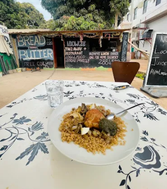 NDOWCEE Restaurant