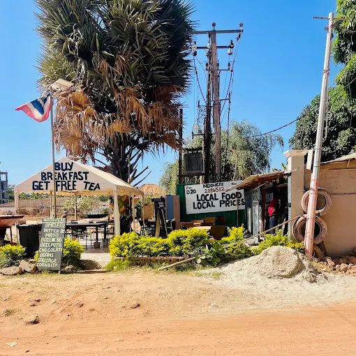 NDOWCEE Restaurant