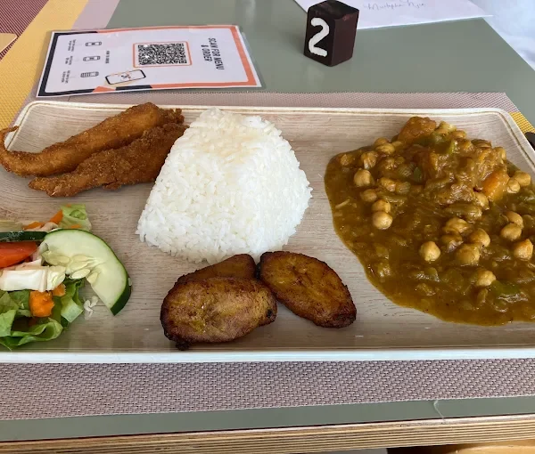 Kafe Zola