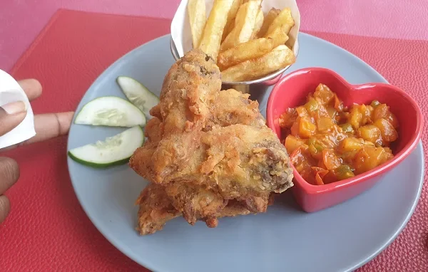 Mo2 Jamaican Bar & Restaurant Gambia (Mosiah's)