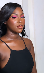 Shebybella hair & makeup Studio