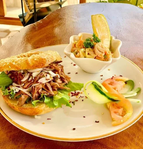 Manna Bakery & Cafe