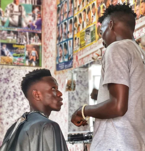 Standard Salon