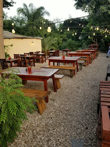 Green mamba Garden (Seafood Specialist)