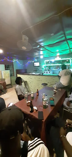 Marie's Bar & Restaurant