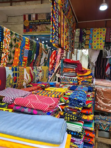 Serekunda Market