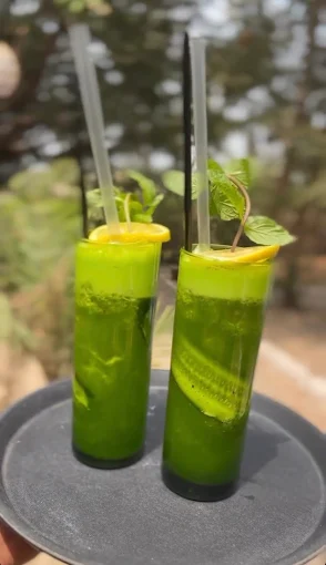 Green mamba Garden (Seafood Specialist)