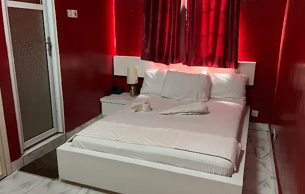 Woodpecker Resort