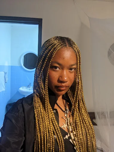 Astou's hair and beyond salon