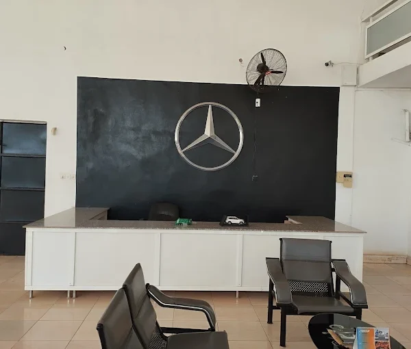 Espace Motors