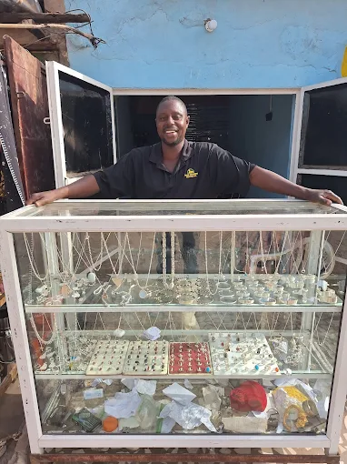 Kaalis Gambian Jewelry