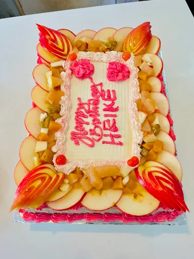 Cravings cake and more