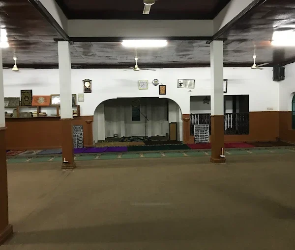 Kololi Central Mosque