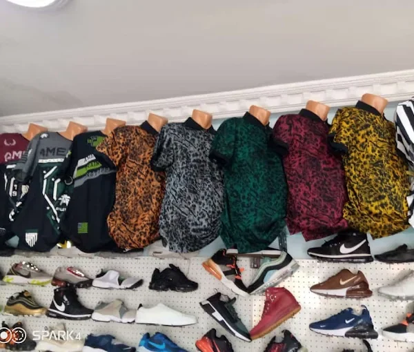 High Class Fashion Shop