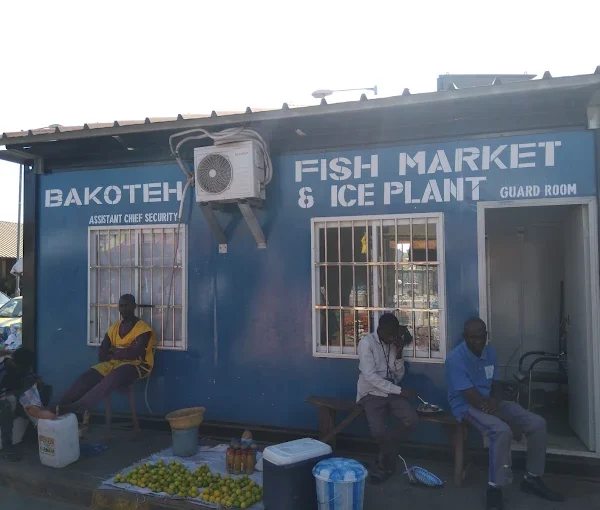 Bakoteh Fish Market garage