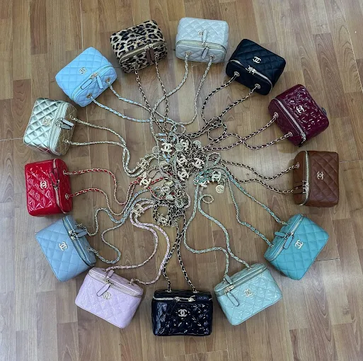 Eva’s boutique